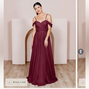 REVELRY Rosalie Tulle Formal Bridesmaids Dress Cabernet Size 10/12 (Tag 14)
